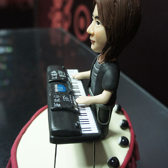 街头艺人钢琴公仔(15公分)DOW-26九星个性化